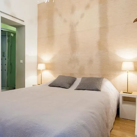 Downtown Correeiros Apartment