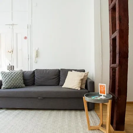 Downtown Correeiros Apartment