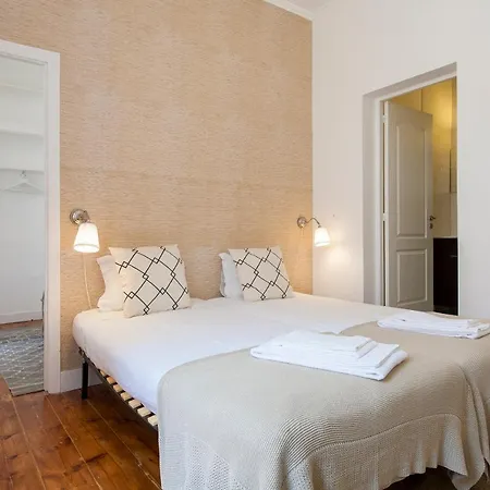 Downtown Correeiros * Лісабон